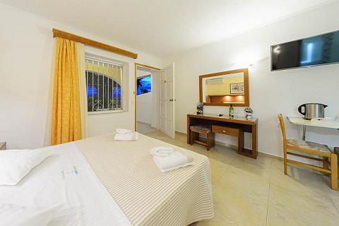 Double Room with Terrace